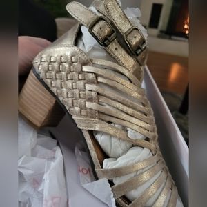 Brand new Not Rated sandals